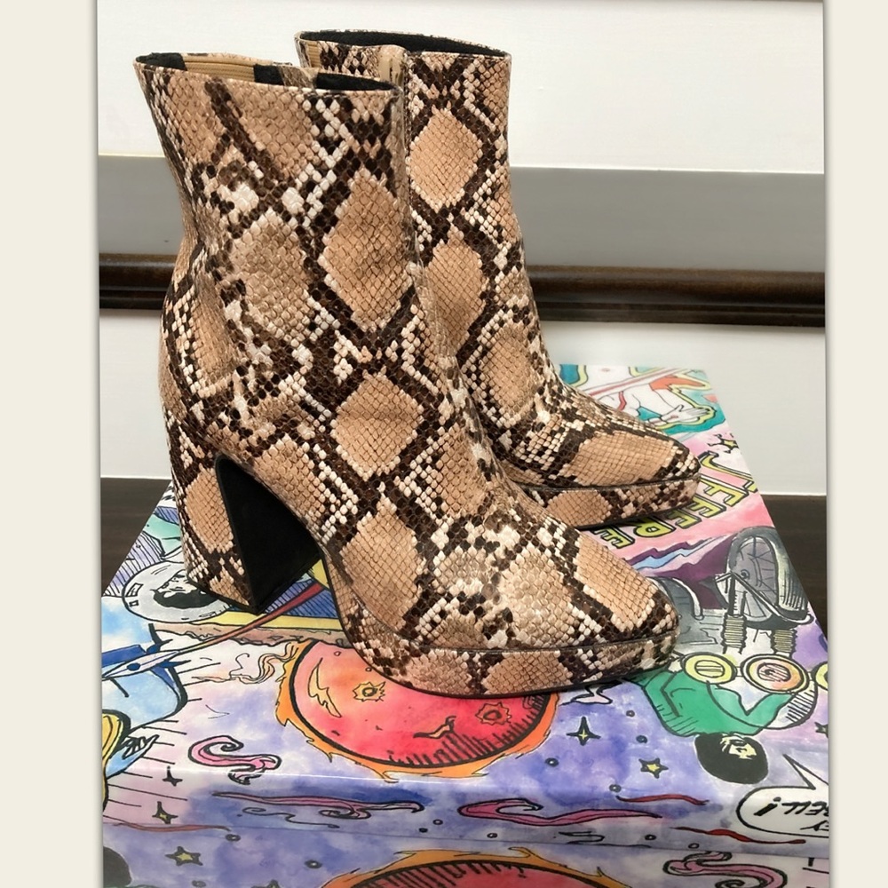 Jeffrey Campbell Dormant